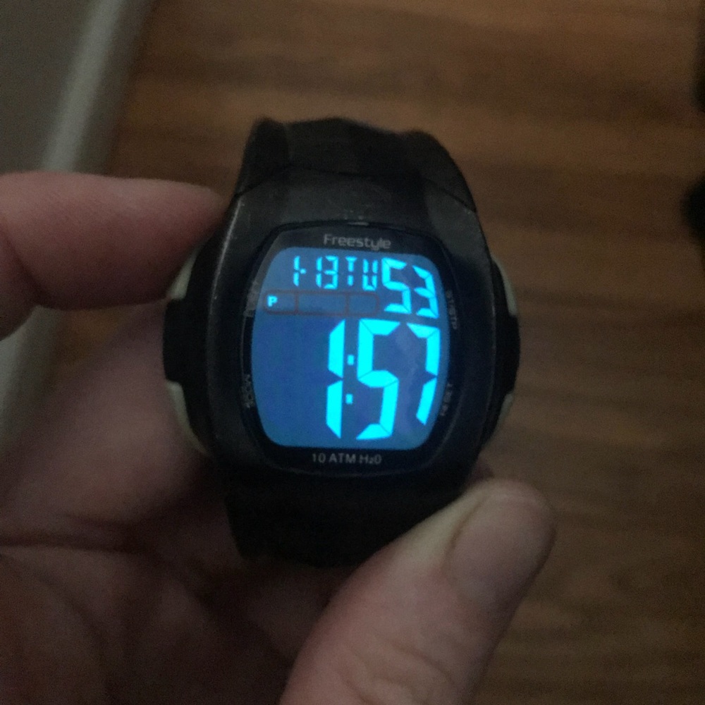 Freestyle athletic sports watch